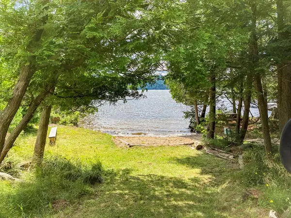 702 Bartlett Carry, Saranac Lake, NY 12983