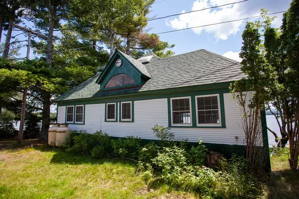 Saranac Lake, NY 12983,67 Prospect House LN
