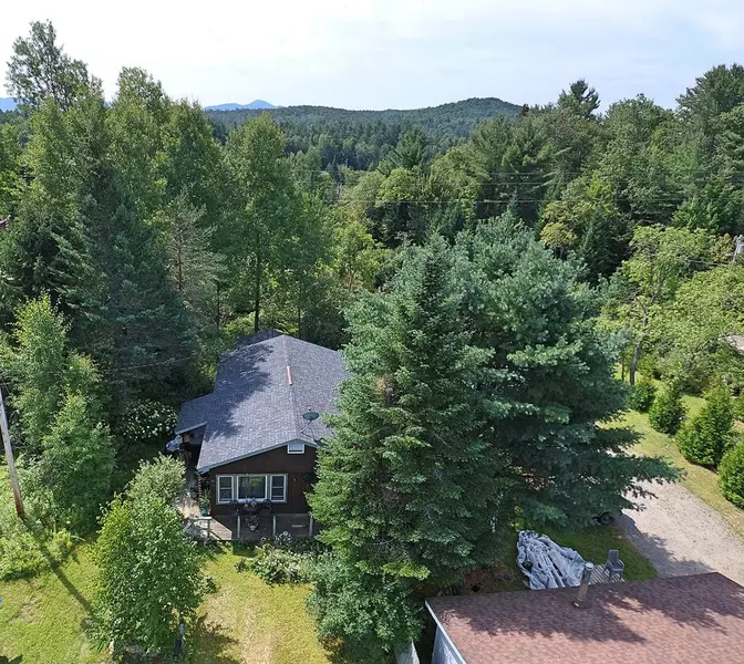 260 Mill Pond DR, Lake Placid, NY 12946