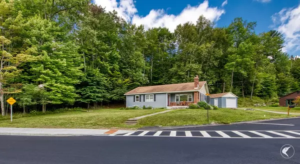 Saranac Lake, NY 12983,17 Olive ST