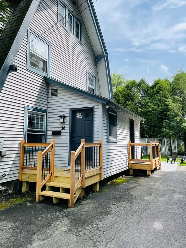 Lake Placid, NY 12946,26 Maple ST