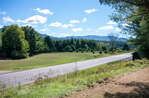 Jay, NY 12941,20 Orchard LN