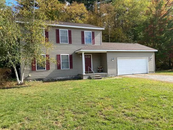 89 Stevenson LN, Saranac Lake, NY 12983