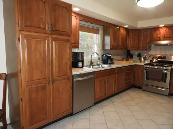 Morrisonville, NY 12962,62 General Leroy Manor RD