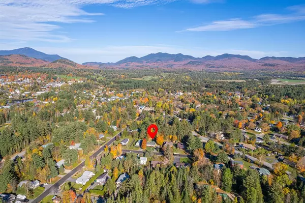 Lake Placid, NY 12946,18 Spruce ST