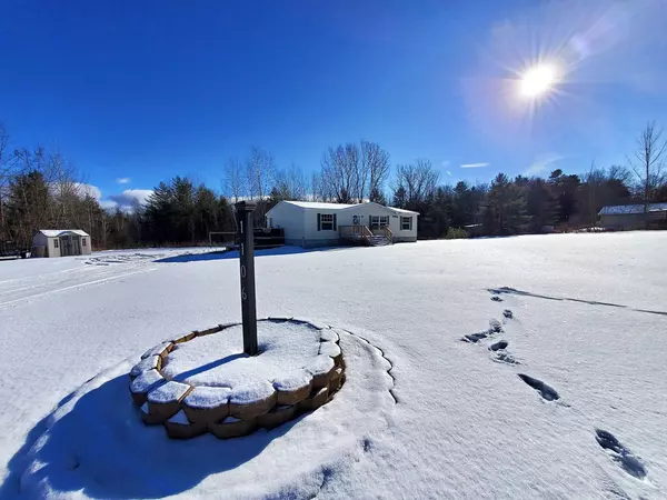 Willsboro, NY 12996,1106 Sunset DR