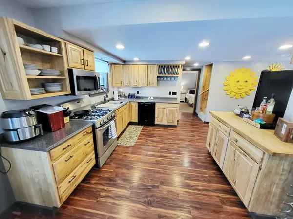 West Chazy, NY 12992,248 Dunn RD