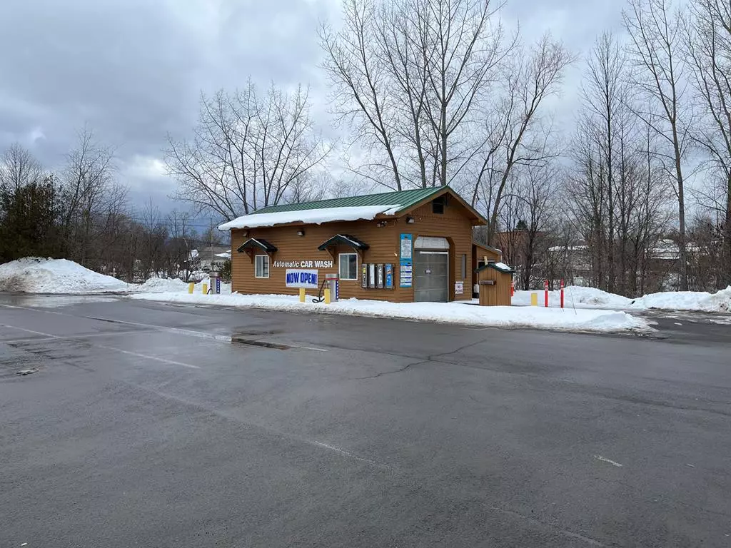 Peru, NY 12972,2 Gorman WAY