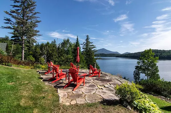 Lake Placid, NY 12946,331 Whiteface Inn  Lakeside #Unit 2