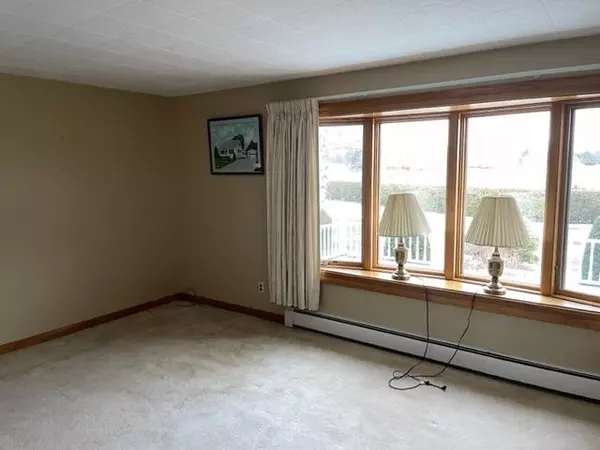 Chazy, NY 12921,9433 Route 9