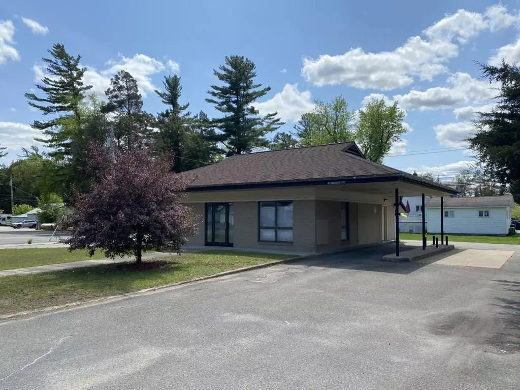 Tupper Lake, NY 12986,3 Main ST