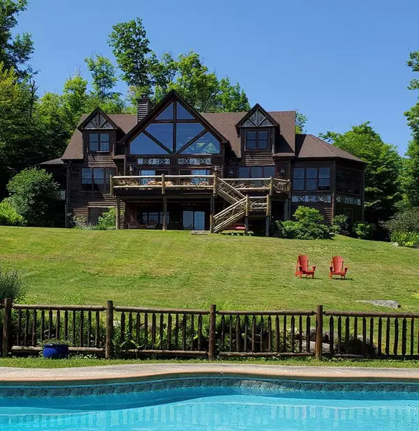 Lake Placid, NY 12946,22 Theianoguen WAY