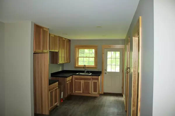 Indian Lake, NY 12842,140 Scotts RUN