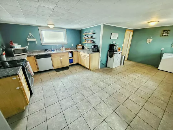 Keeseville, NY,1374 Route 9