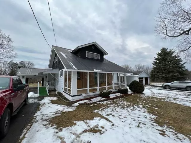 Chateaugay, NY 12920,18 Maple AVE