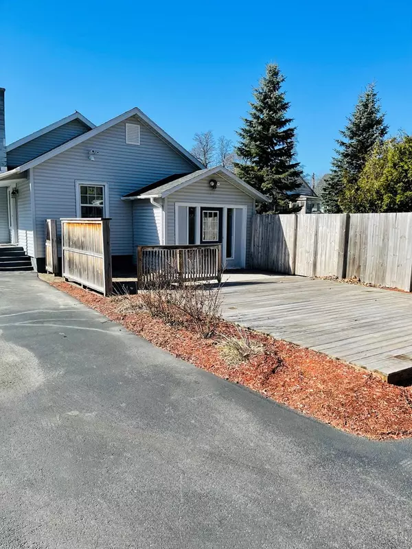 Morrisonville, NY 12962,2023 Rt 22B