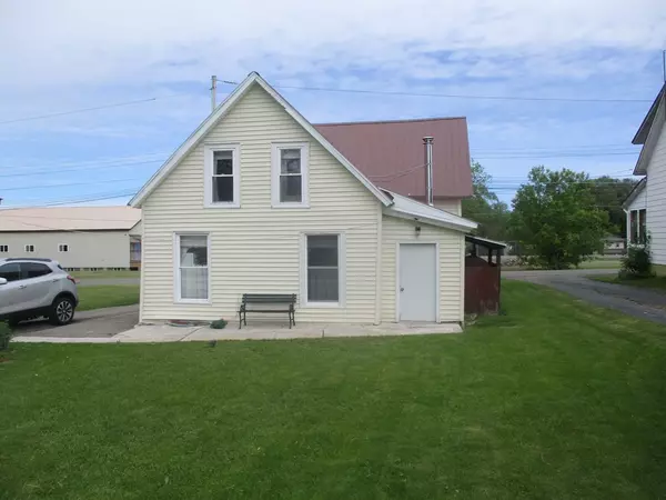 Chateaugay, NY 12920,15 Iron AVE