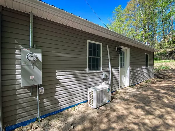 Keeseville, NY 12944,42 Spring ST