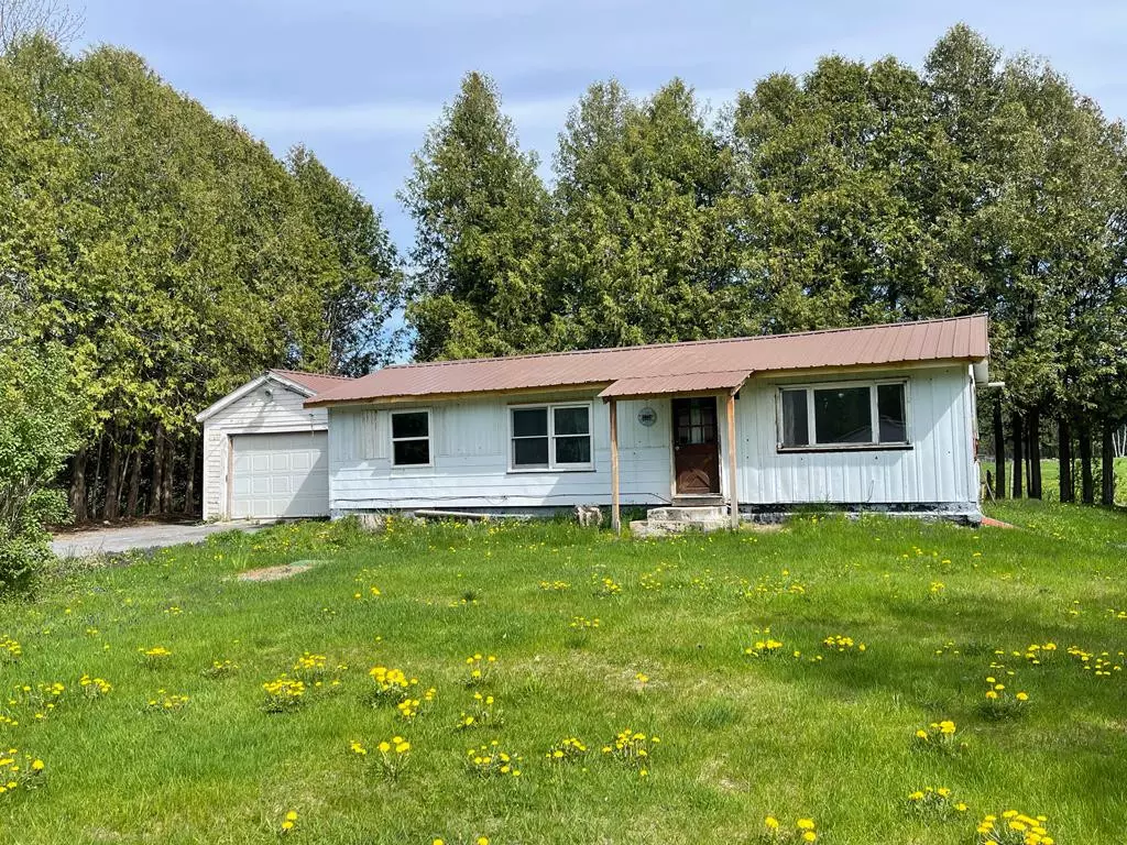 West Chazy, NY 12992,92 Town Line RD