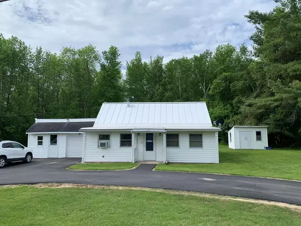 467 Port Douglas RD, Keeseville, NY 12944