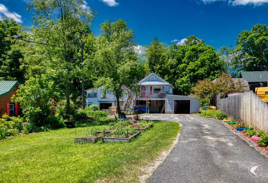 39 Nash ST, Lake Placid, NY 12946