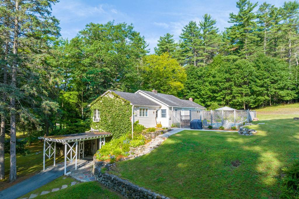 Elizabethtown, NY 12932,38 Roscoe RD