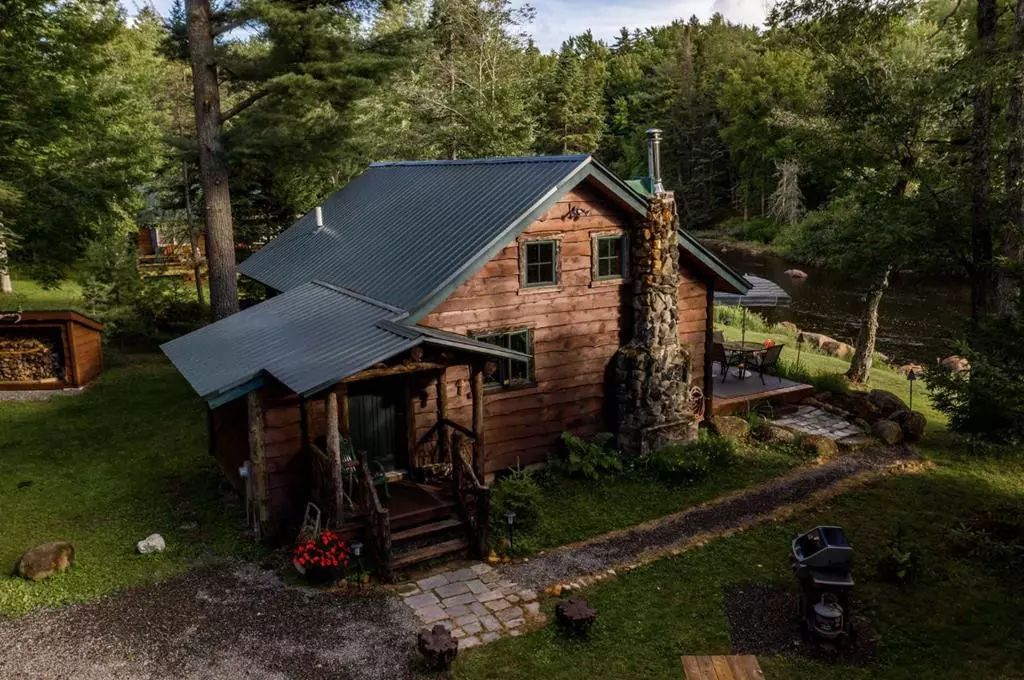 Indian Lake, NY 12842,128 O'Brien LN