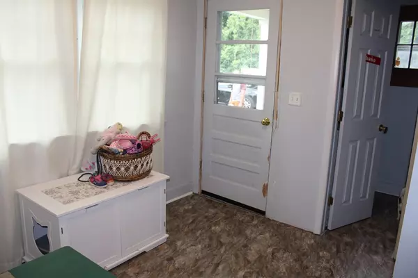 Chazy, NY 12921,19 Baxter ST