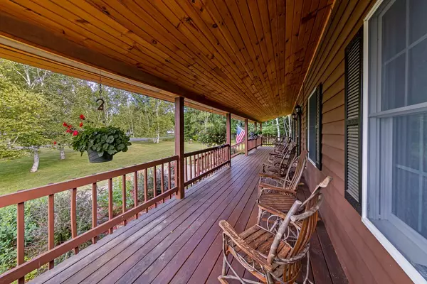 Saranac Lake, NY 12983,46 Vista DR