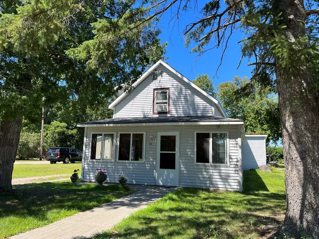 Keeseville, NY 12944,30 Kent ST