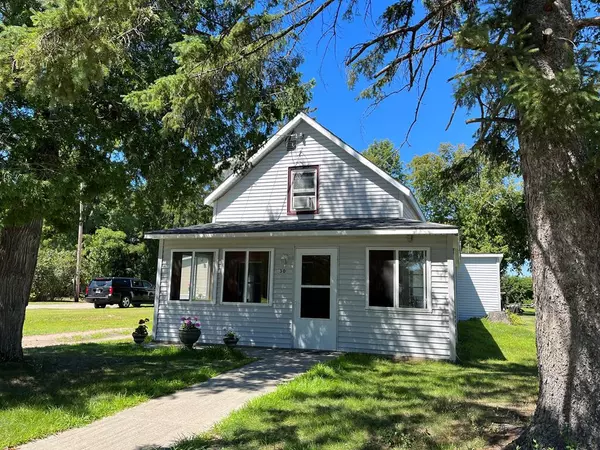 30 Kent ST, Keeseville, NY 12944