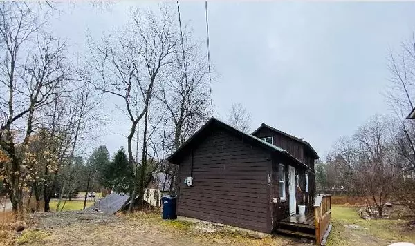 1235 Pine St., Saranac Lake, NY 12983