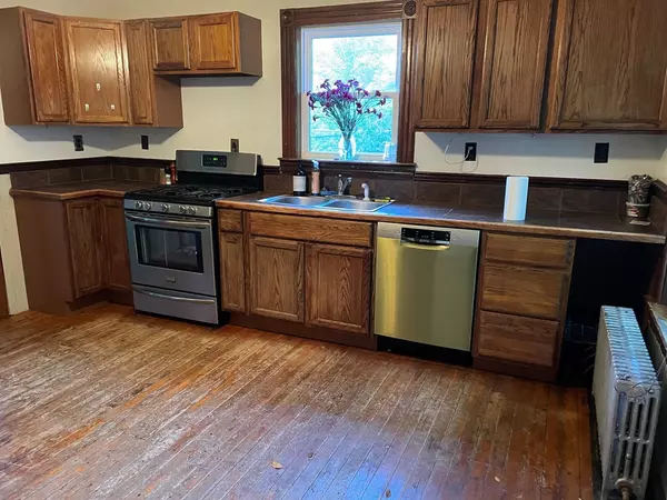 Saranac Lake, NY 12983,178 CHARLES ST