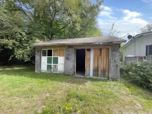 Saranac Lake, NY 12983,1729 State Route 86