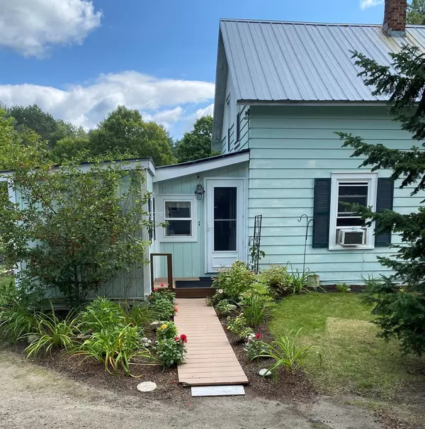 Elizabethtown, NY 12932,49 Water ST