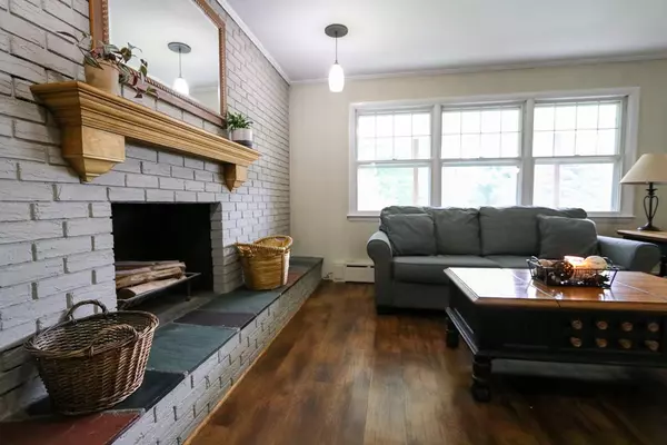 Chazy, NY 12921,491 Farm RD