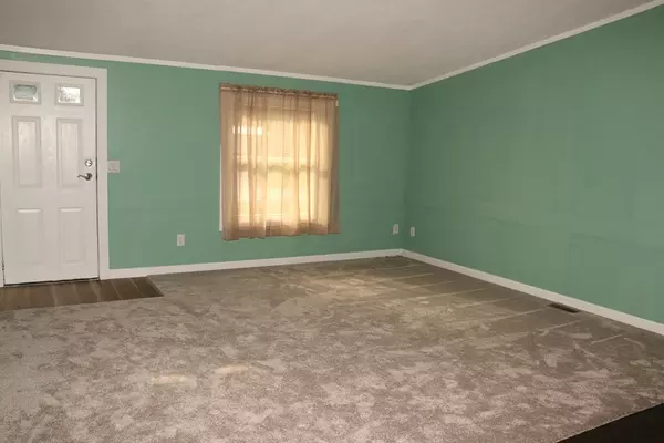 West Chazy, NY 12992,20 Nichols RD