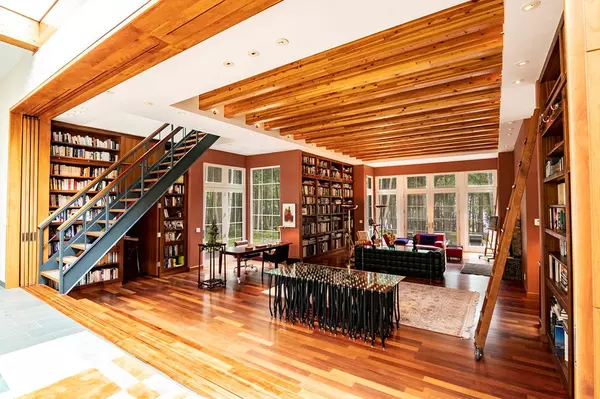 Willsboro, NY 12966,3062 Essex RD