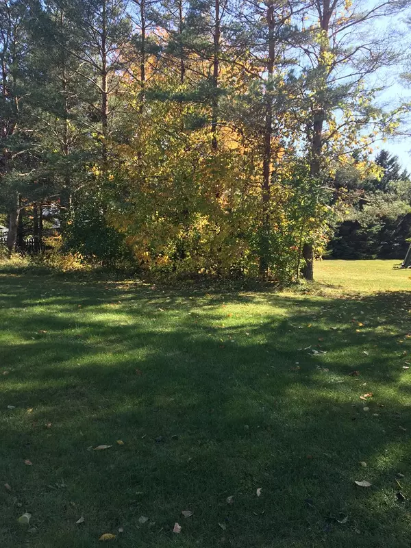 Mineville, NY 12956,16 community PL