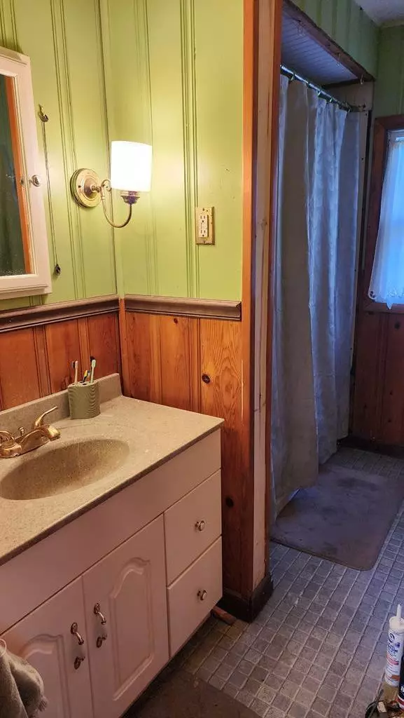 Bombay, NY 12914,1924 STATE ROUTE 95