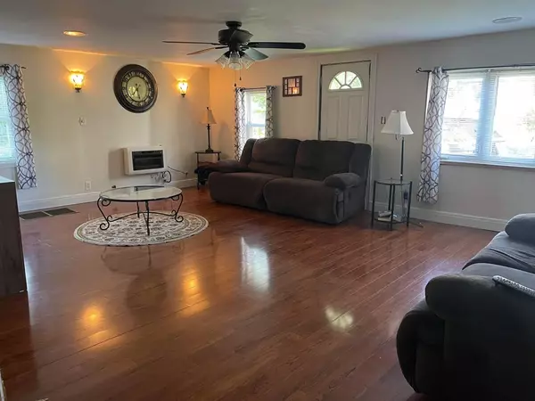 West Chazy, NY 12992,25 Church