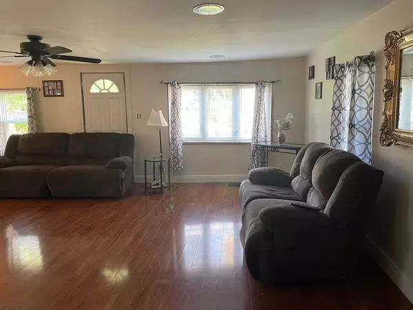 West Chazy, NY 12992,25 Church