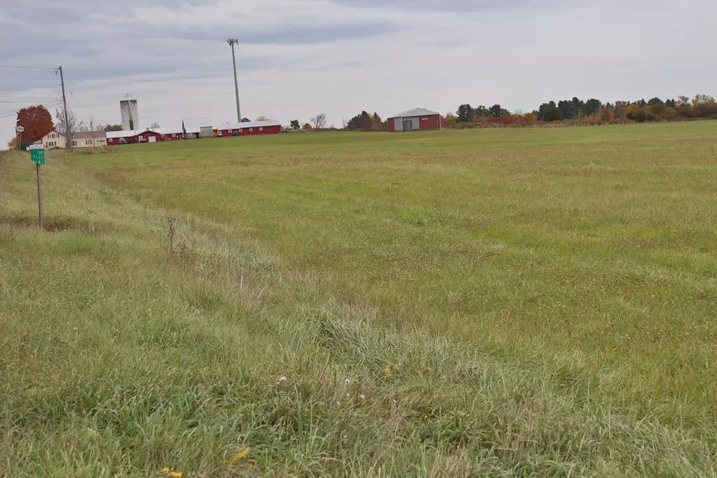 West Chazy, NY 12992,2418 Military TPKE