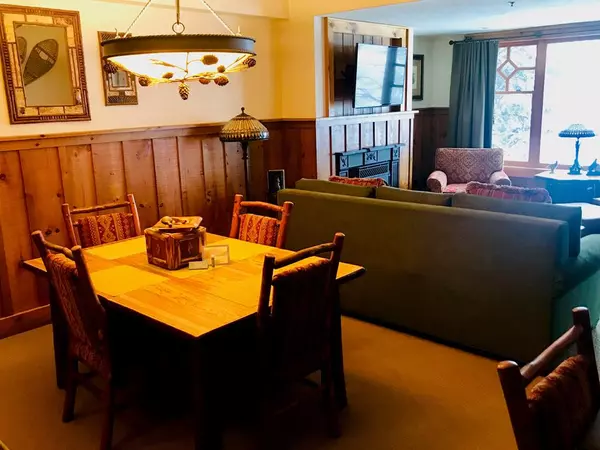 Lake Placid, NY 12946,7 Whiteface Inn Lane Int. 2 #UNIT 106,