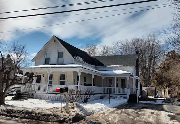 1005 Mason St., Morrisonville, NY 12962