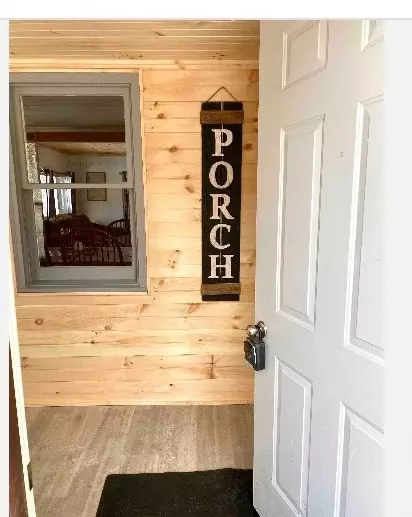 Saranac Lake, NY 12983,17 CORTEZ LN