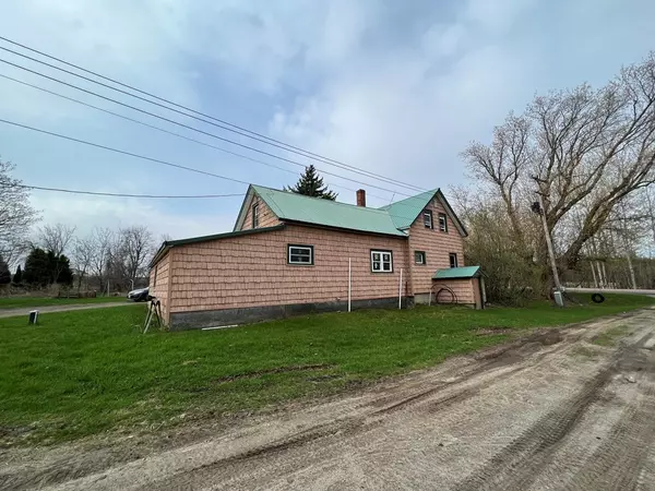 Chateaugay, NY 12920,346 County Route 52