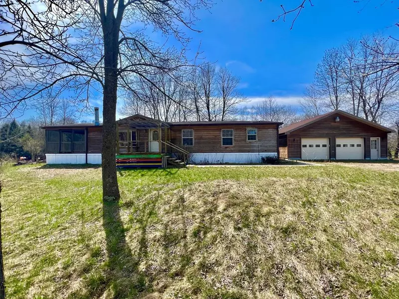 1365 Lavalley RD, Mooers, NY 12958