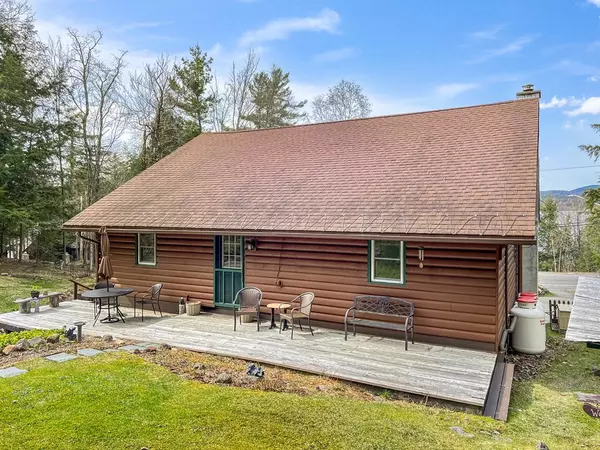 Long Lake, NY 12847,930 Deerland RD