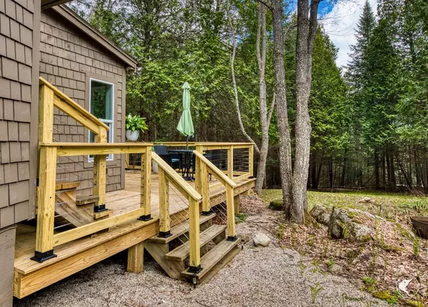 Saranac Lake, NY 12983,95 Branch Farm RD